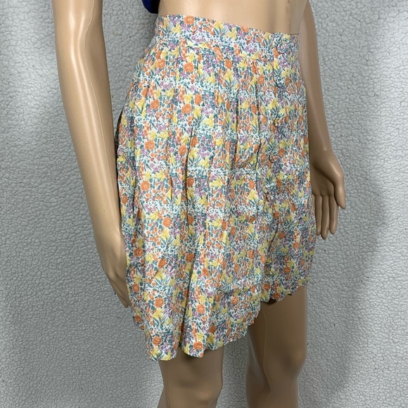 NWT Free People Cotton Button Up Floral Pleated Mini Skirt Women's size 12 - Picture 3 of 8